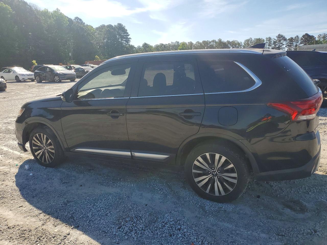 Mitsubishi Outlander Se