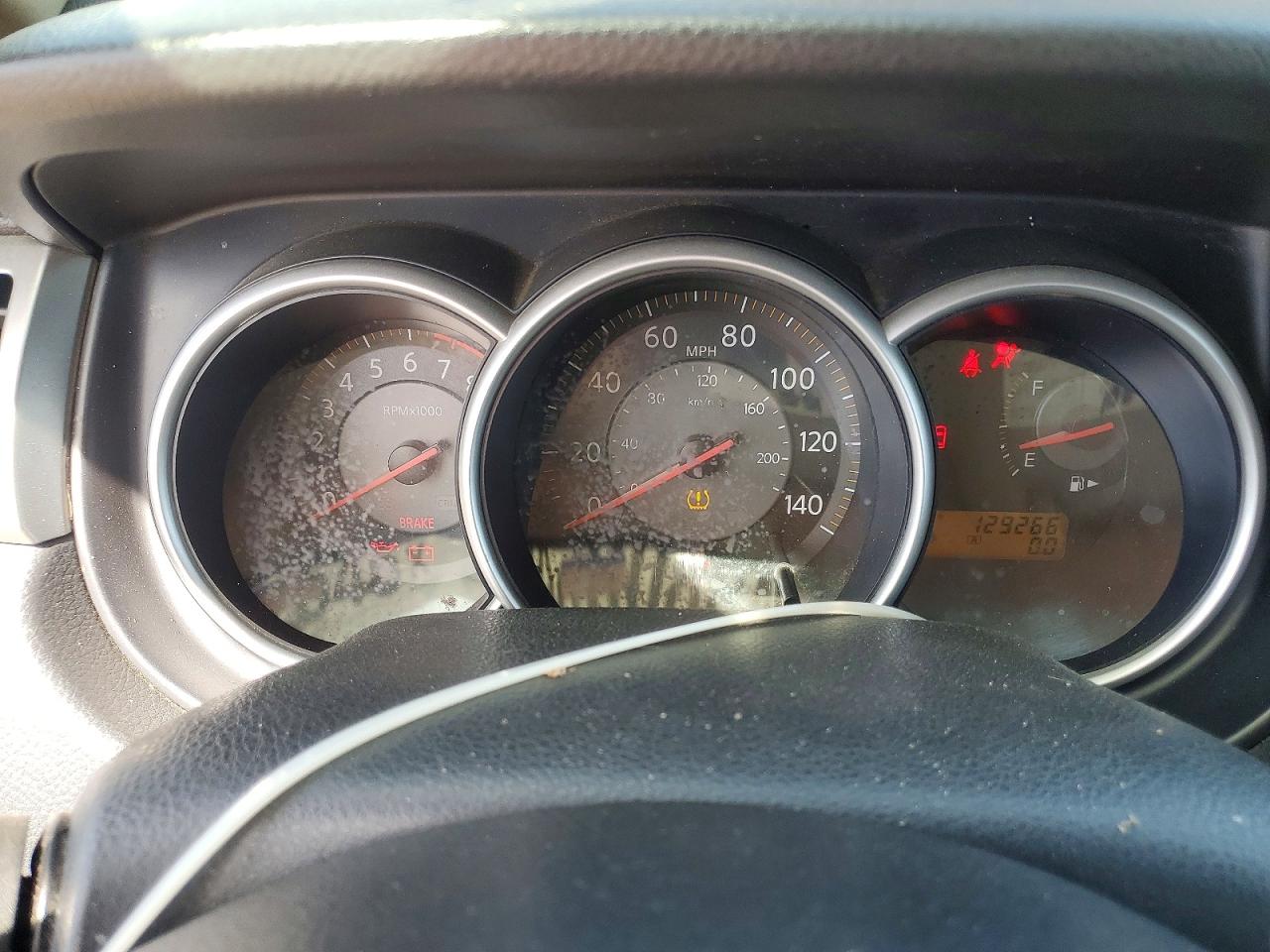 Nissan Versa 1.8 S