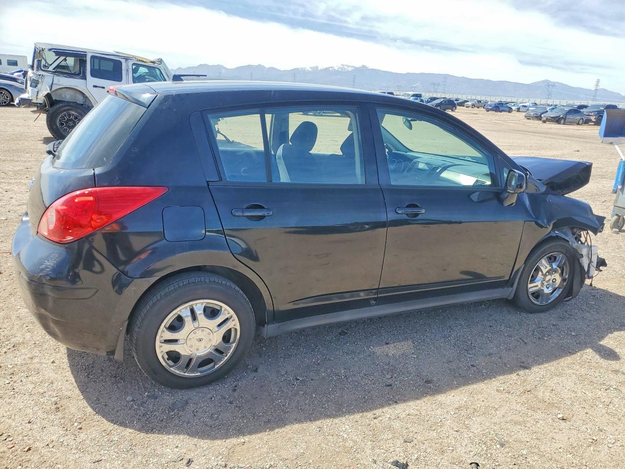 Nissan Versa 1.8 S