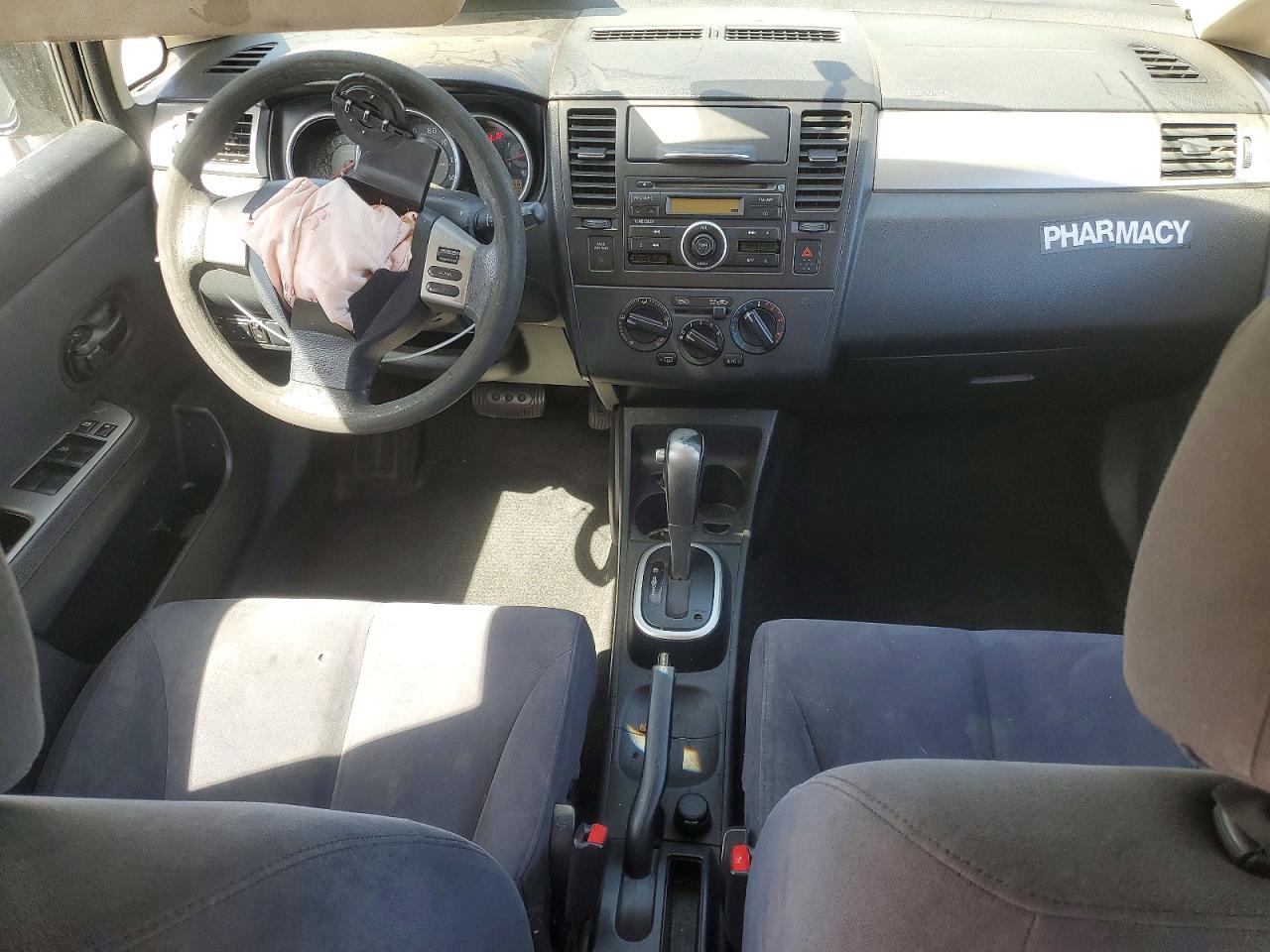 Nissan Versa 1.8 S