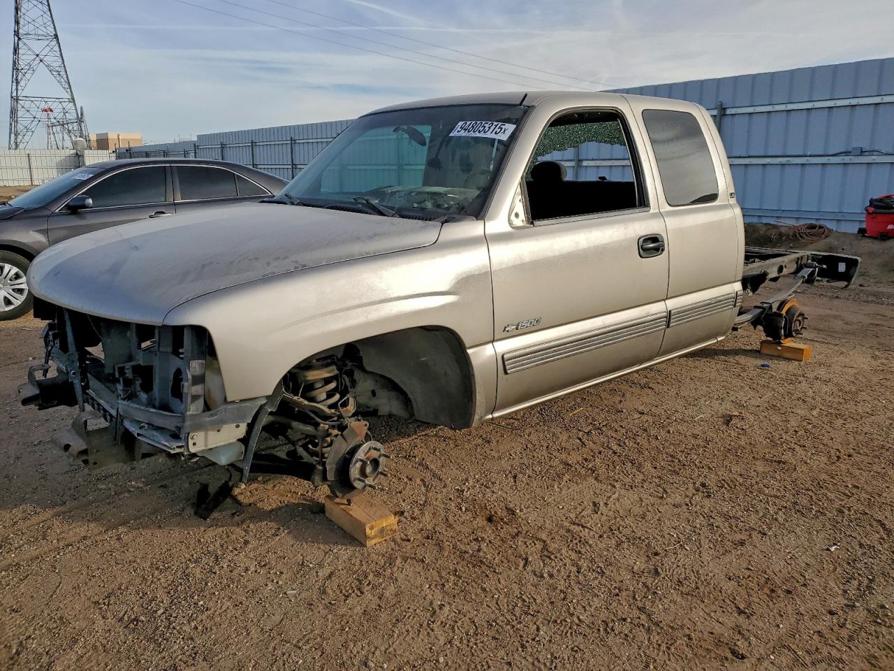 Salvage Chevrolet Silverado Image