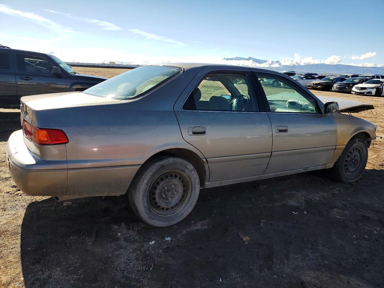 Toyota Camry Ce