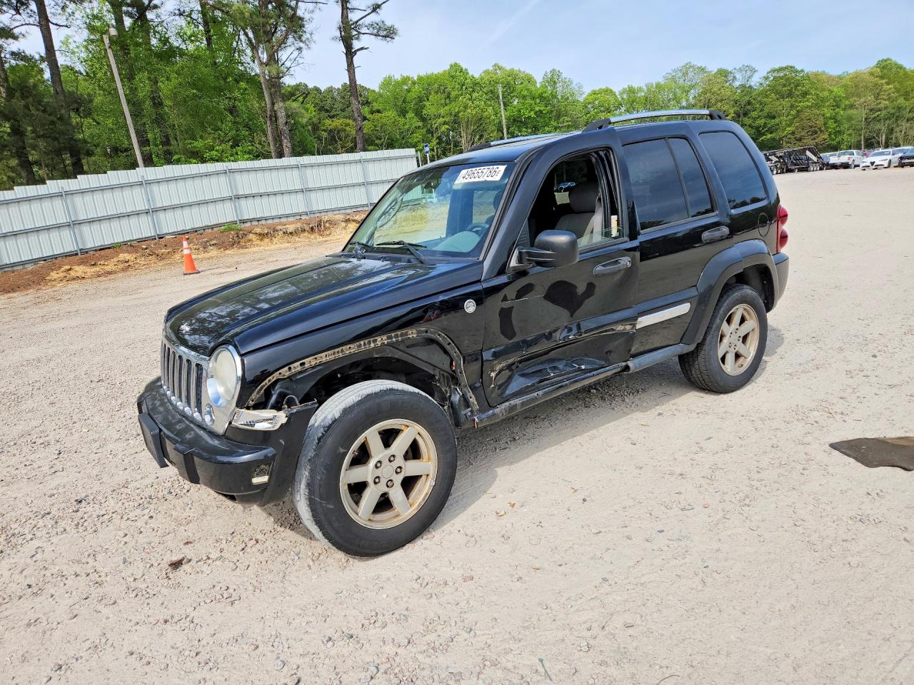 Salvage Jeep Liberty Image