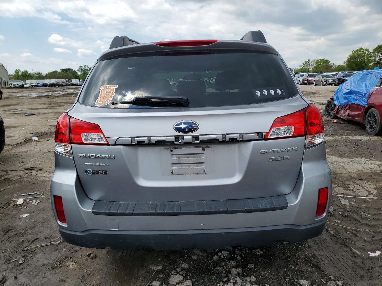 Subaru Outback 3.6r Limited