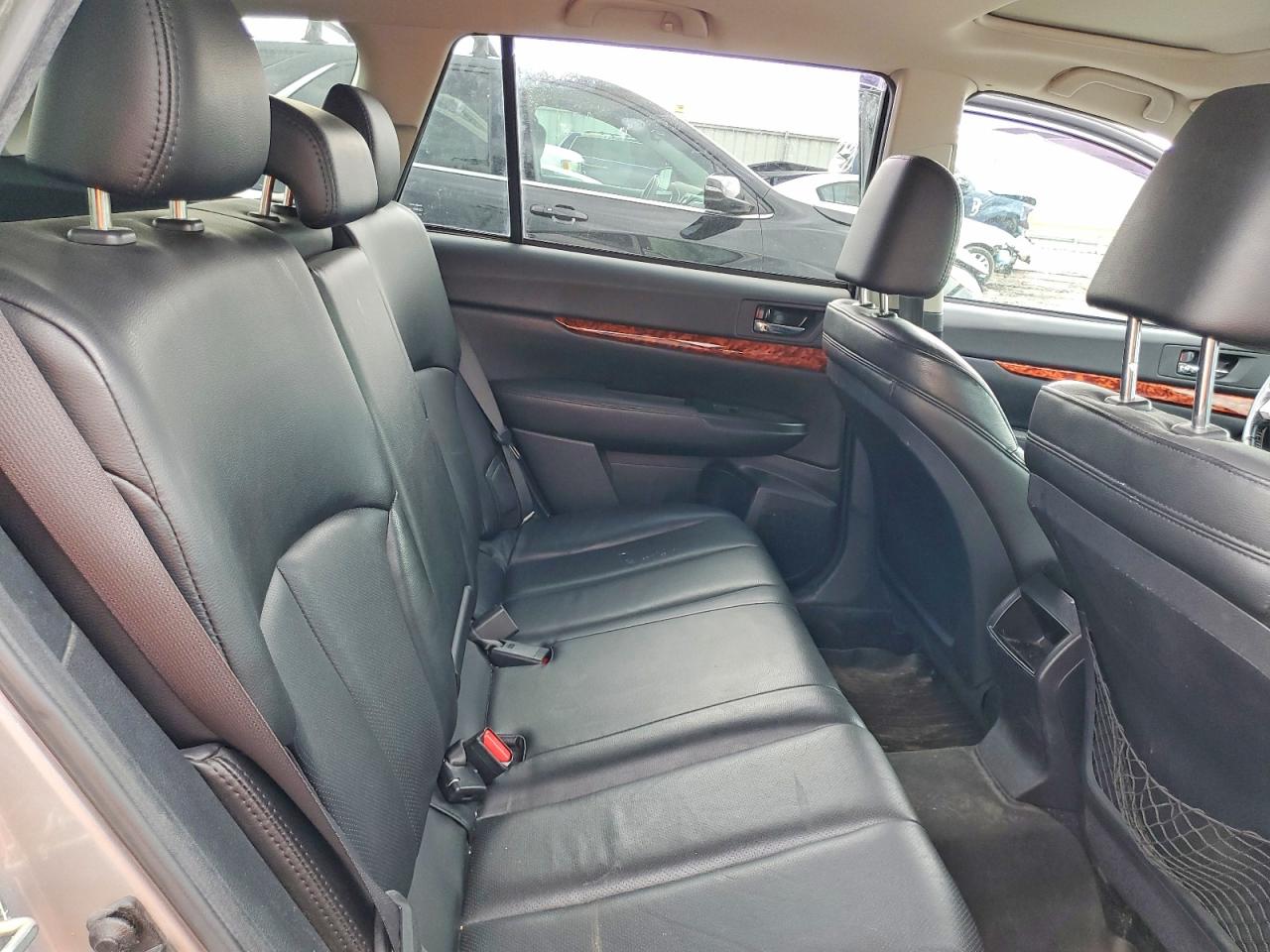 Subaru Outback 3.6r Limited