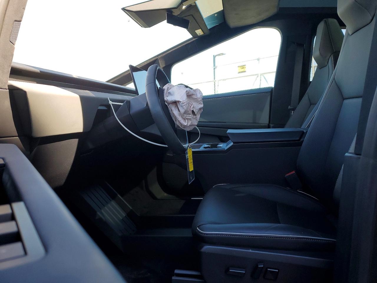 Tesla Cybertruck