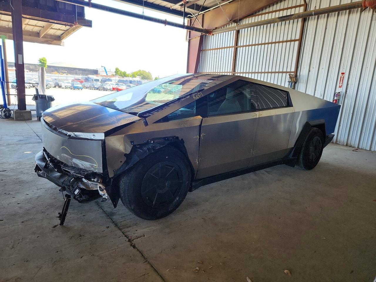 Salvage Tesla Cybertruck Image