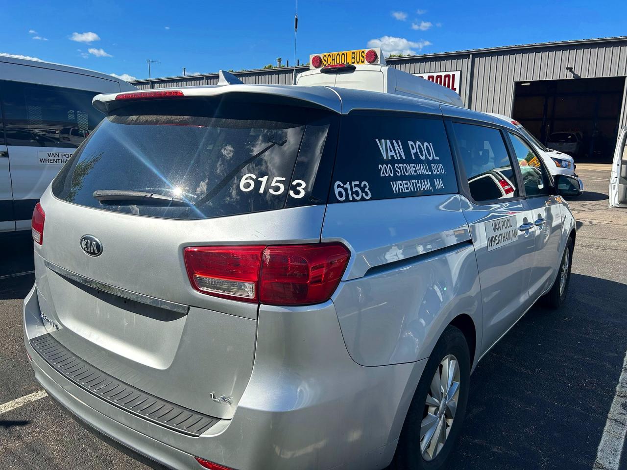 Kia Sedona Lx