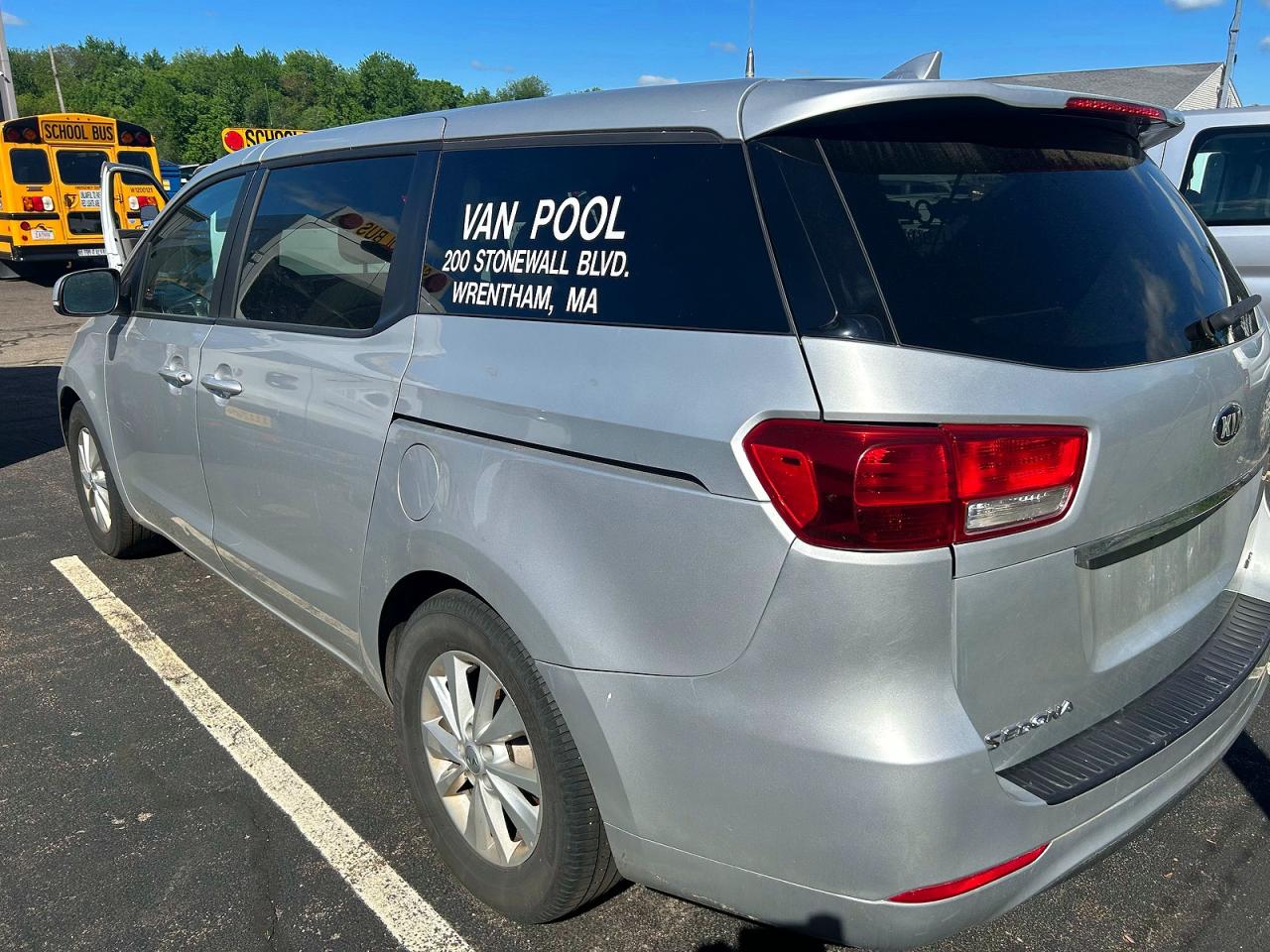 Kia Sedona Lx