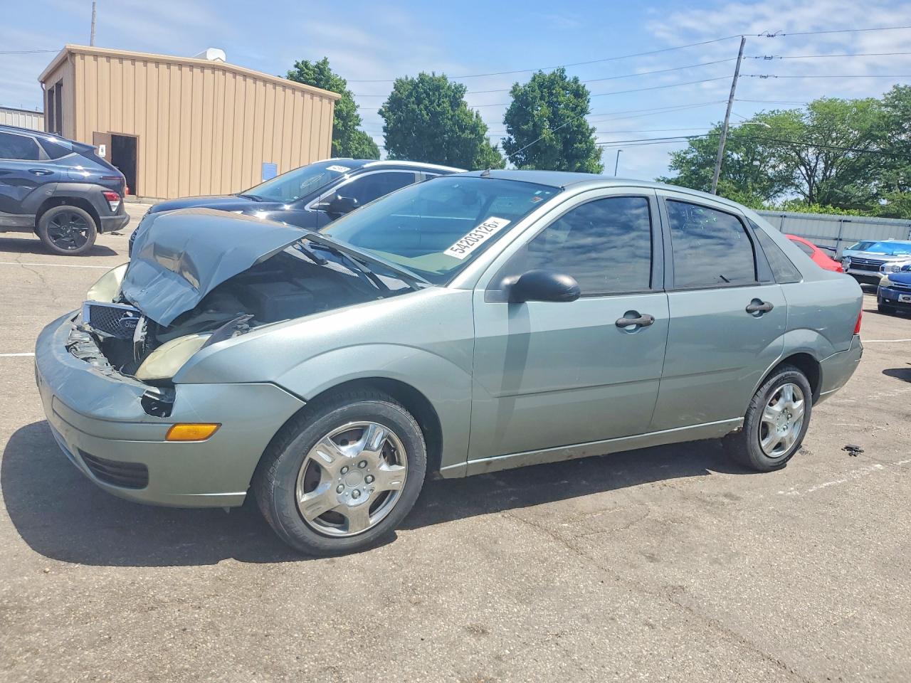 Salvage Ford Focus Image