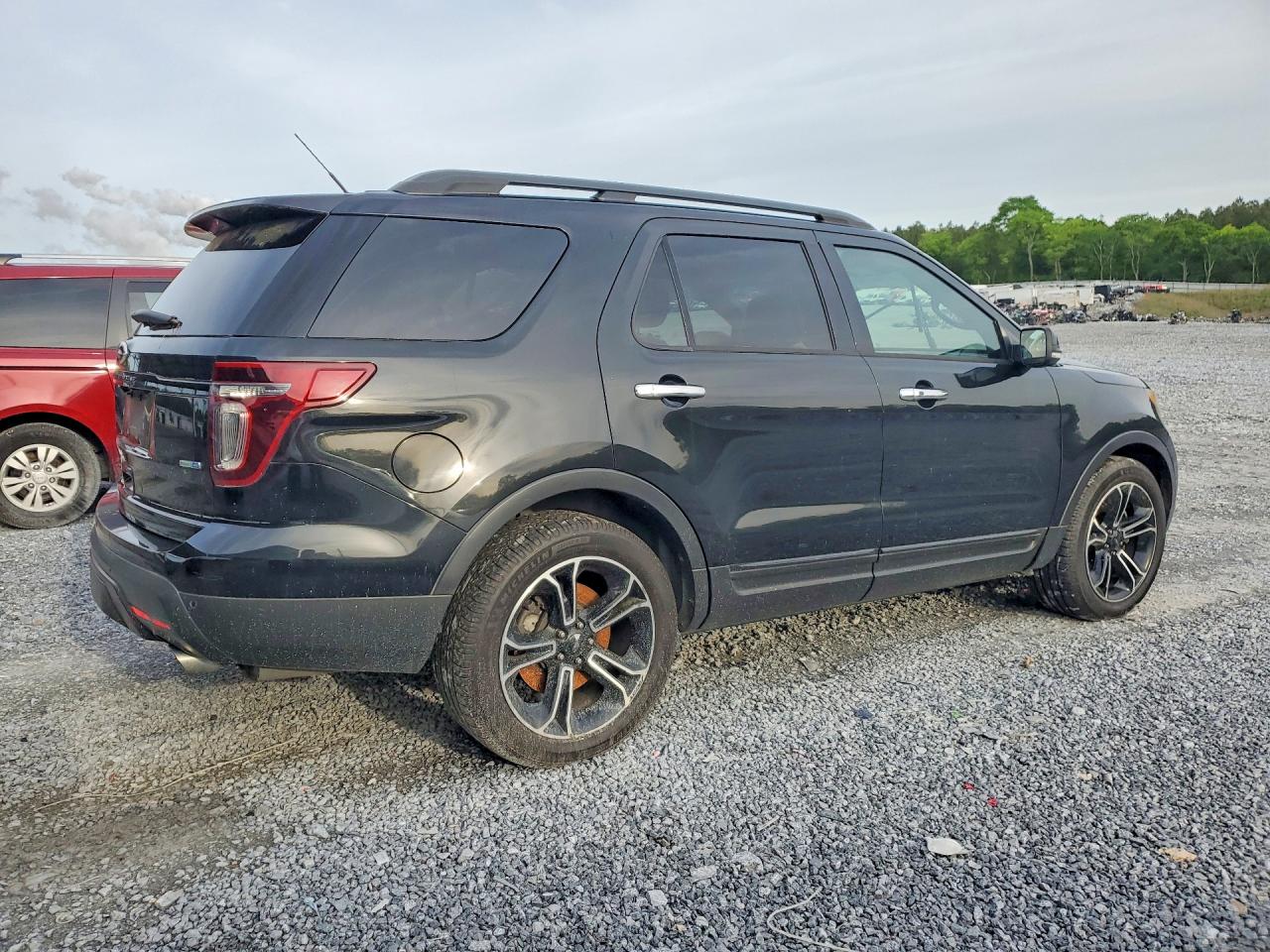 Ford Explorer Sport