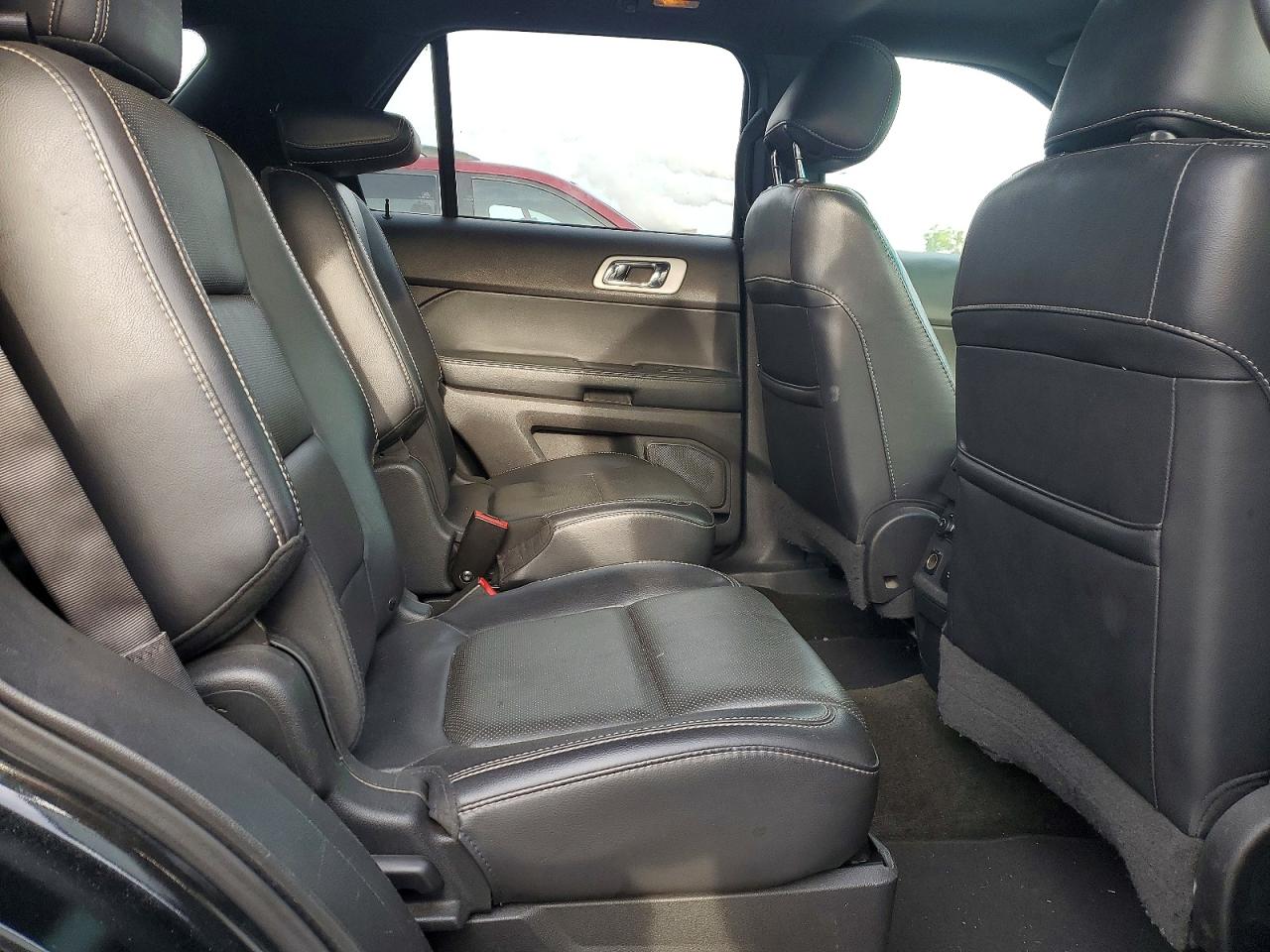 Ford Explorer Sport