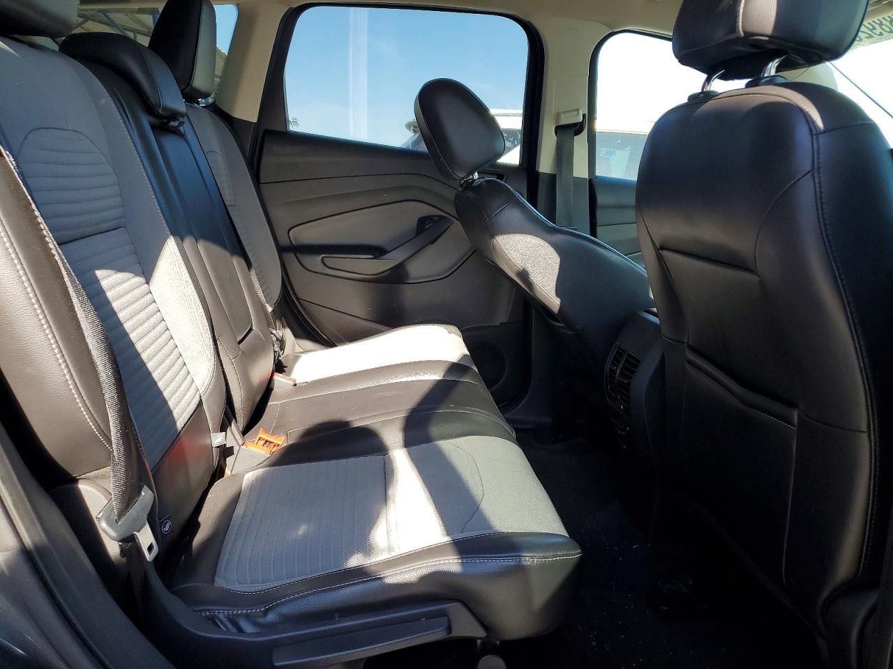 Ford Escape Se