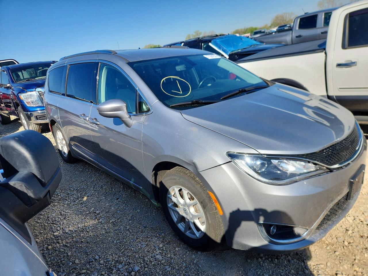 Chrysler Pacifica Touring L
