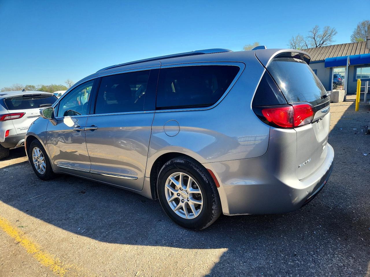 Chrysler Pacifica Touring L