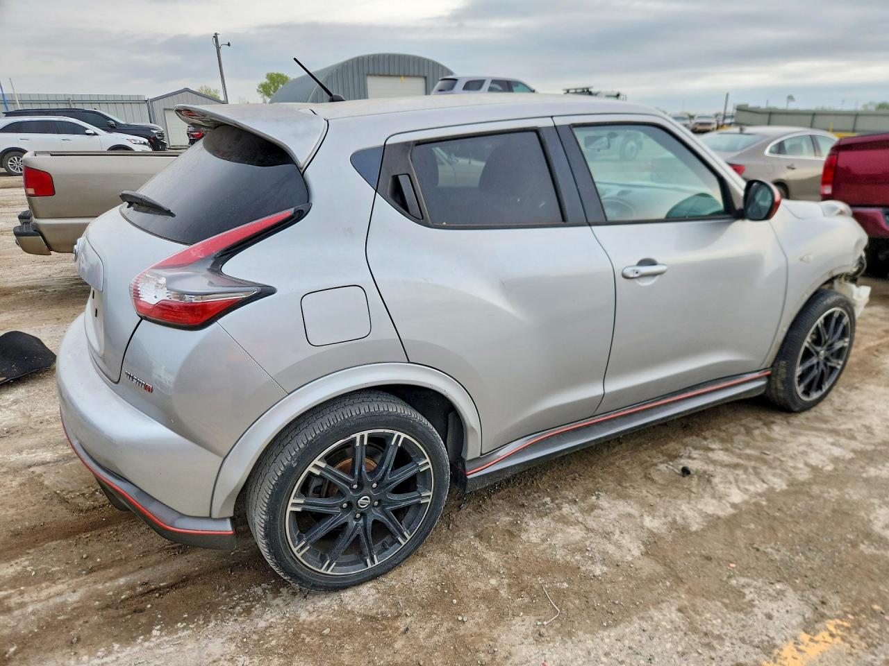 Nissan JUKE S