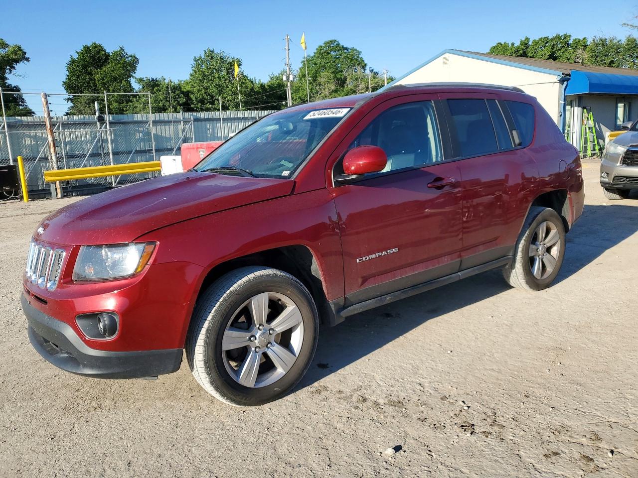Salvage Jeep Compass Image