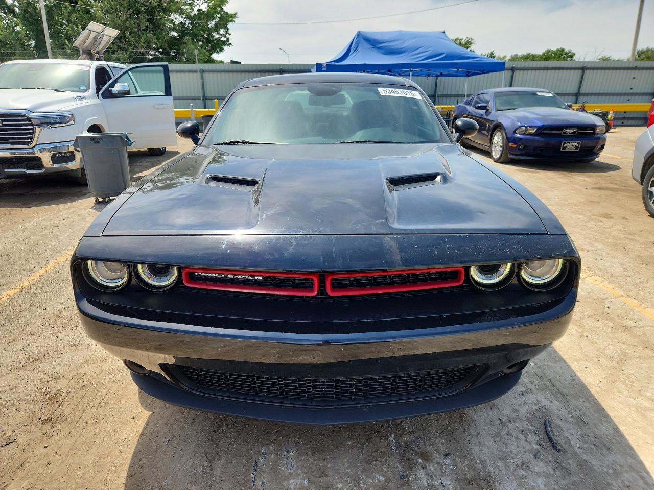 Dodge Challenger Sxt