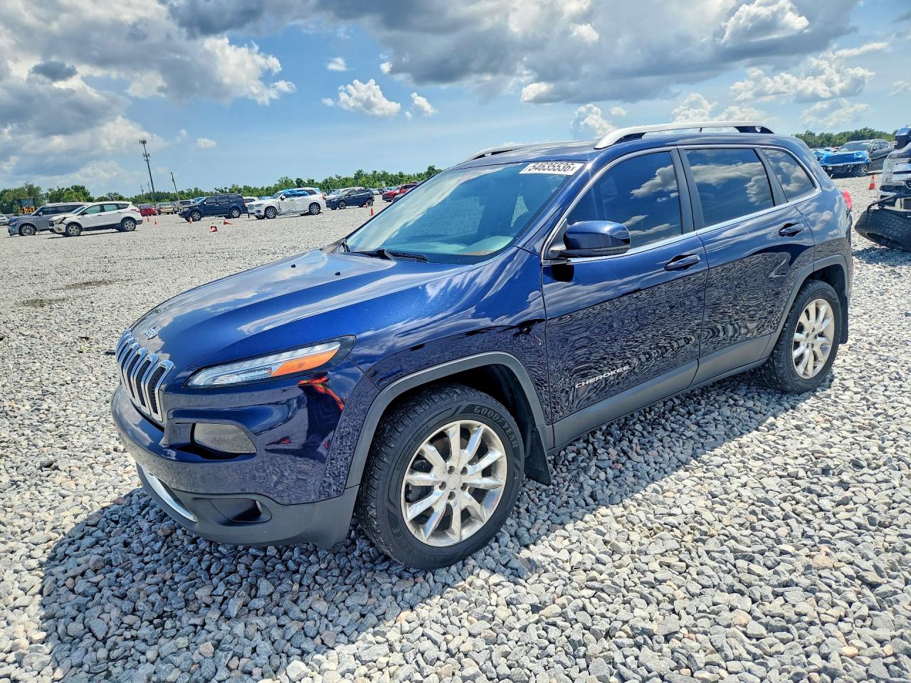 Salvage Jeep Cherokee Image