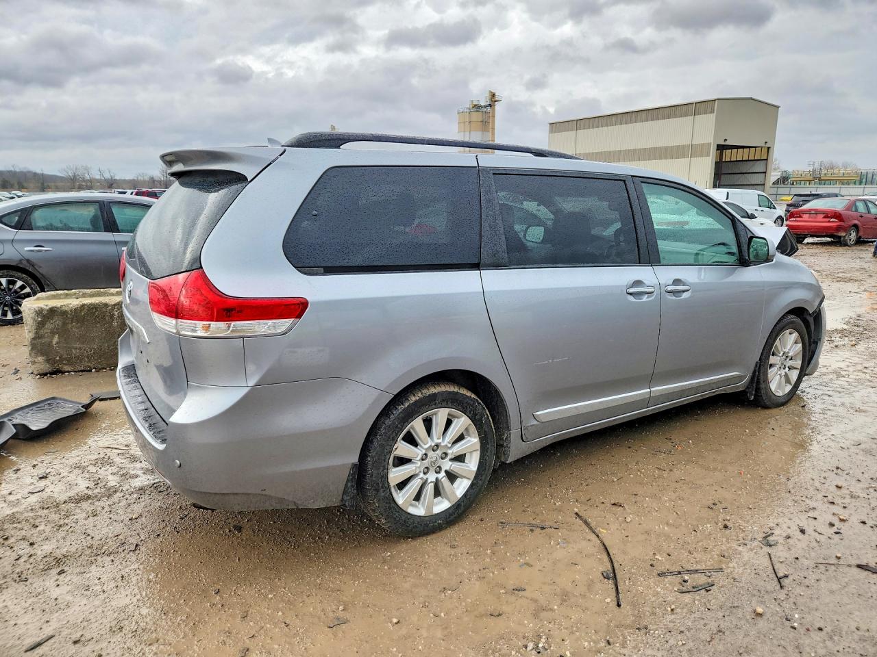 Toyota Sienna Limited 7-passenger