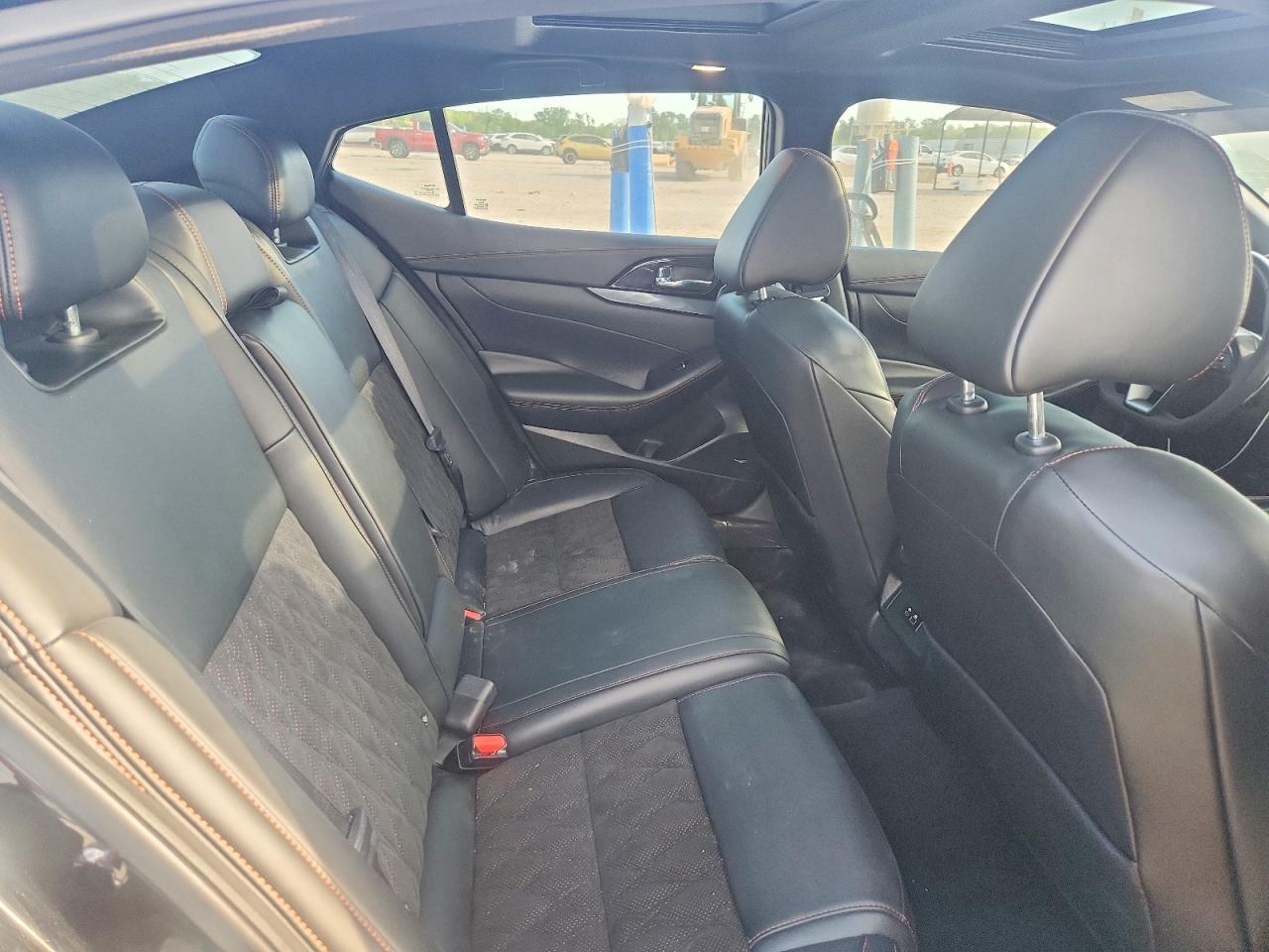 Nissan Maxima Sr