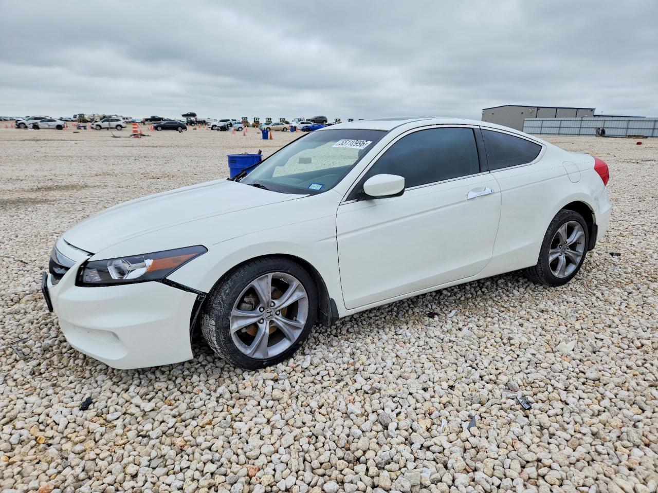 Salvage Honda Accord Image