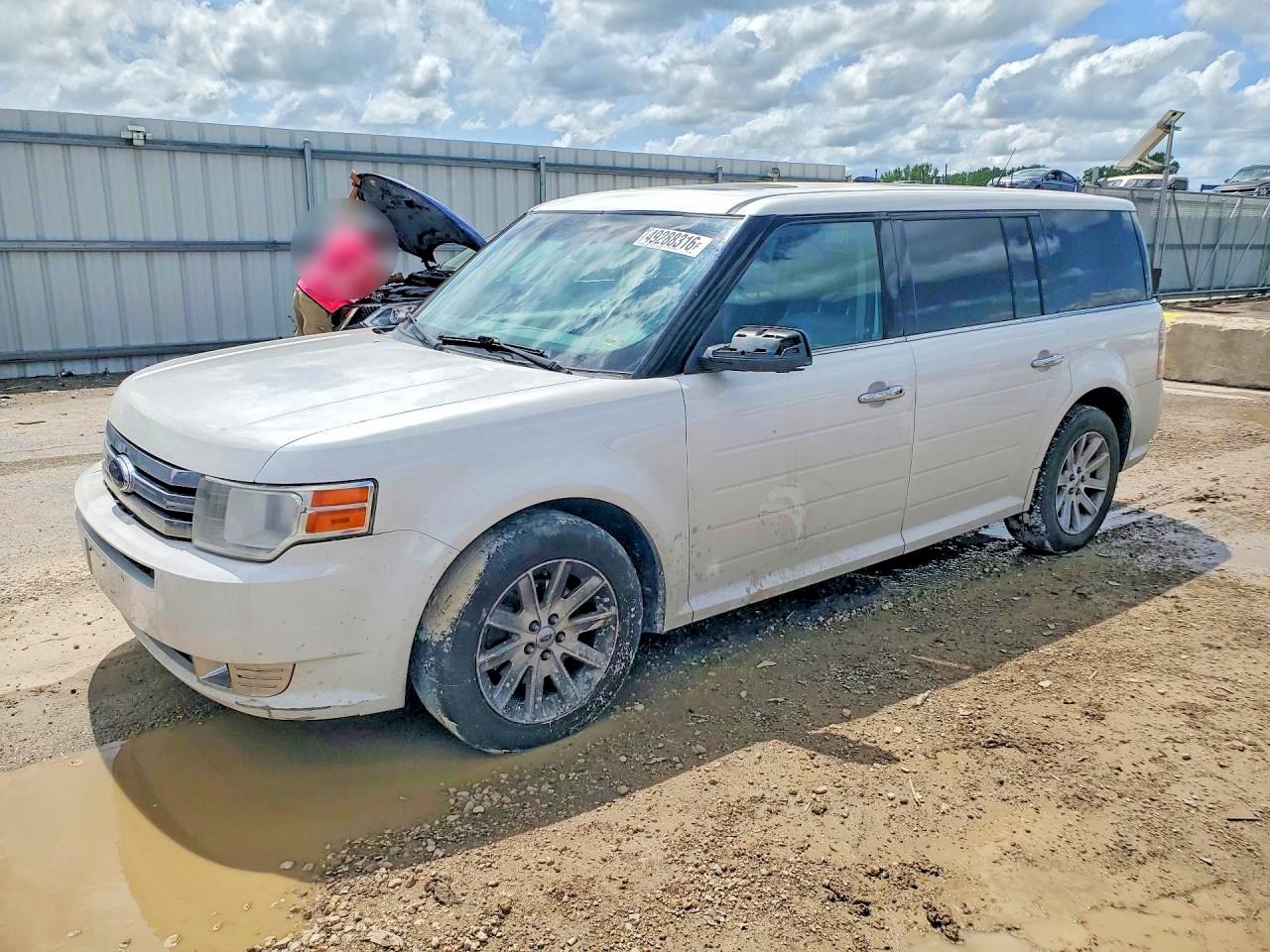Salvage Ford Flex Image