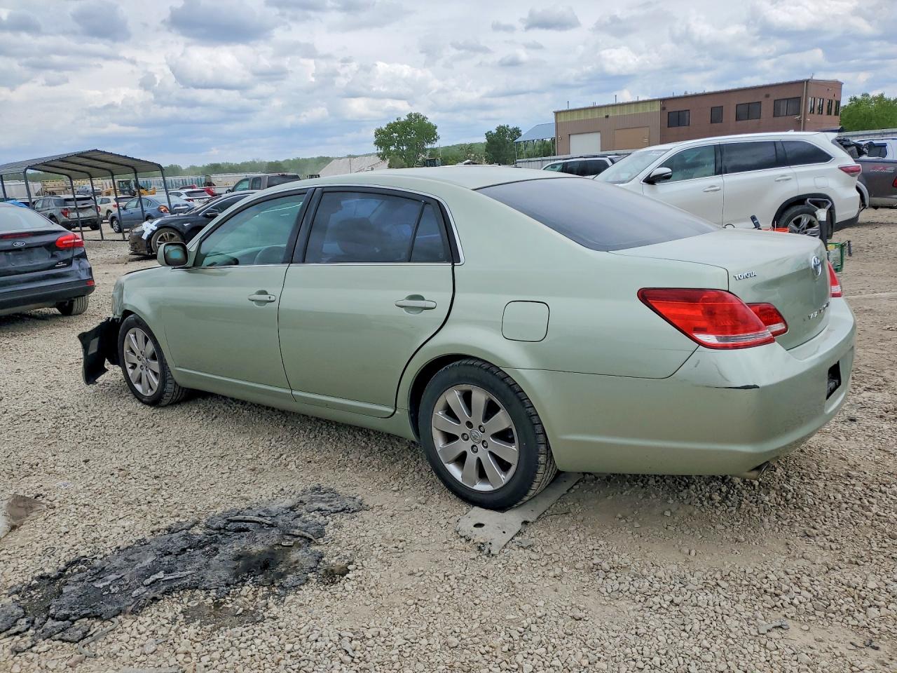 Toyota Avalon Xls