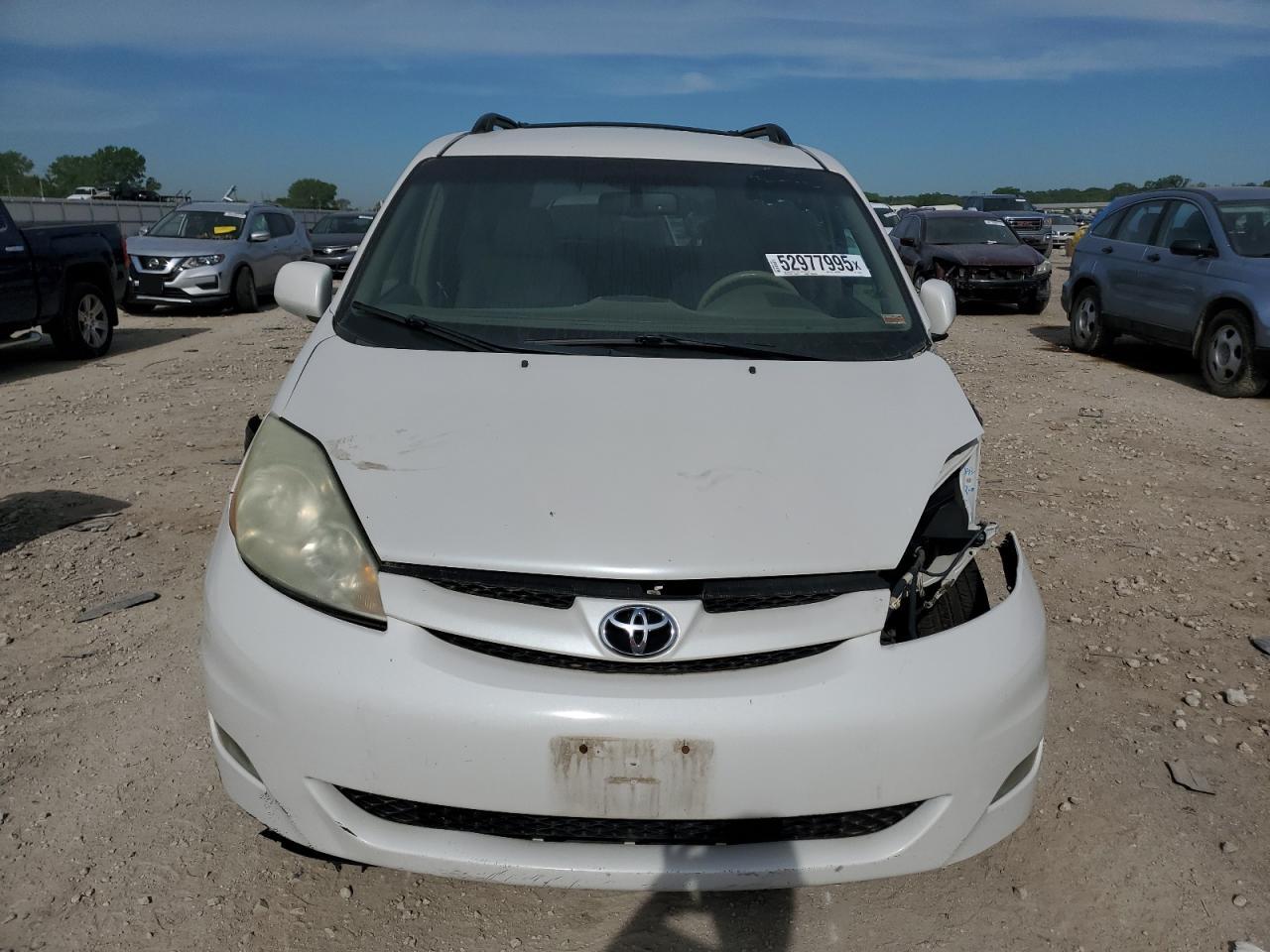 Toyota Sienna Xle 7 Passenger