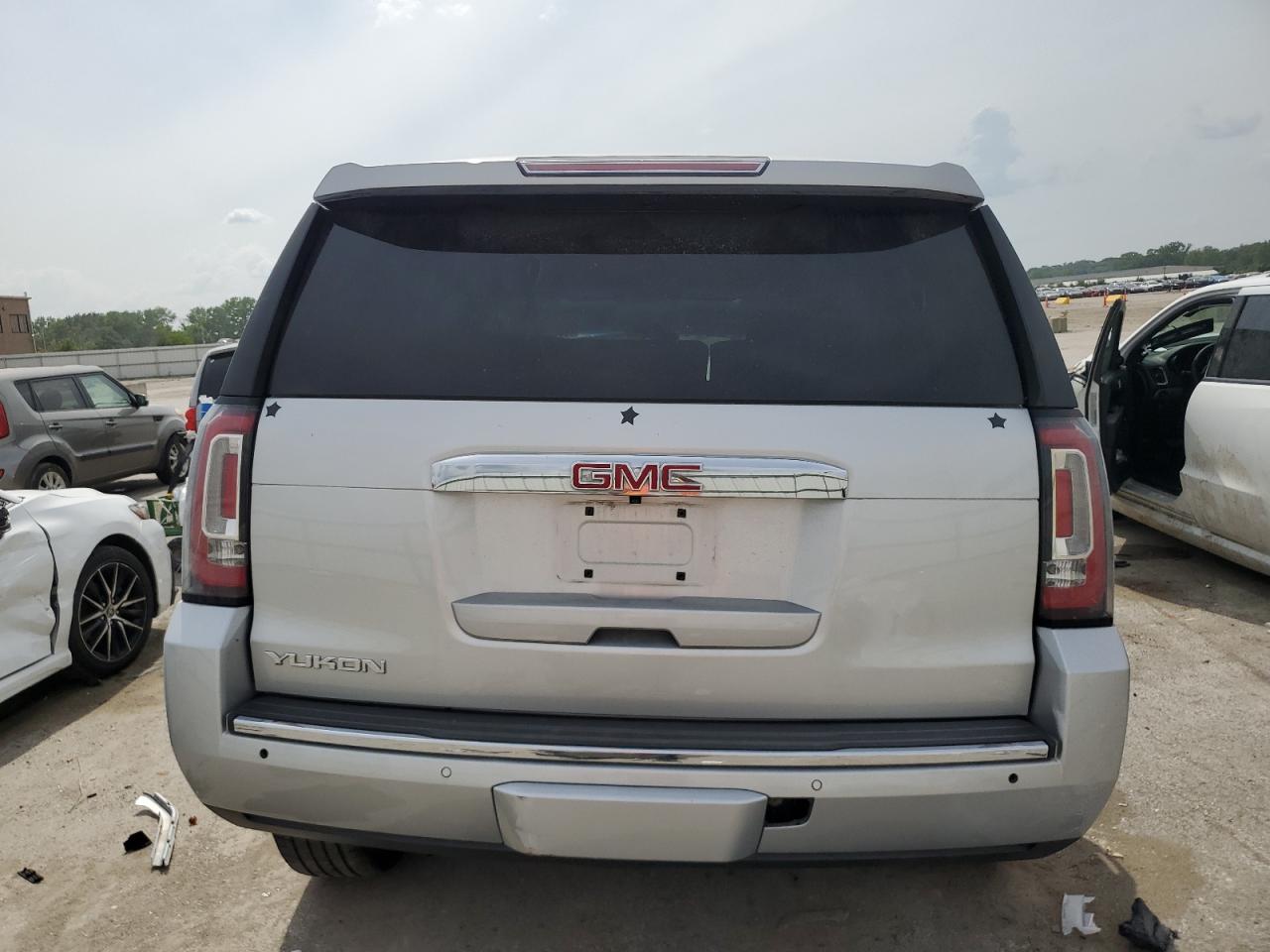 GMC Yukon Denali
