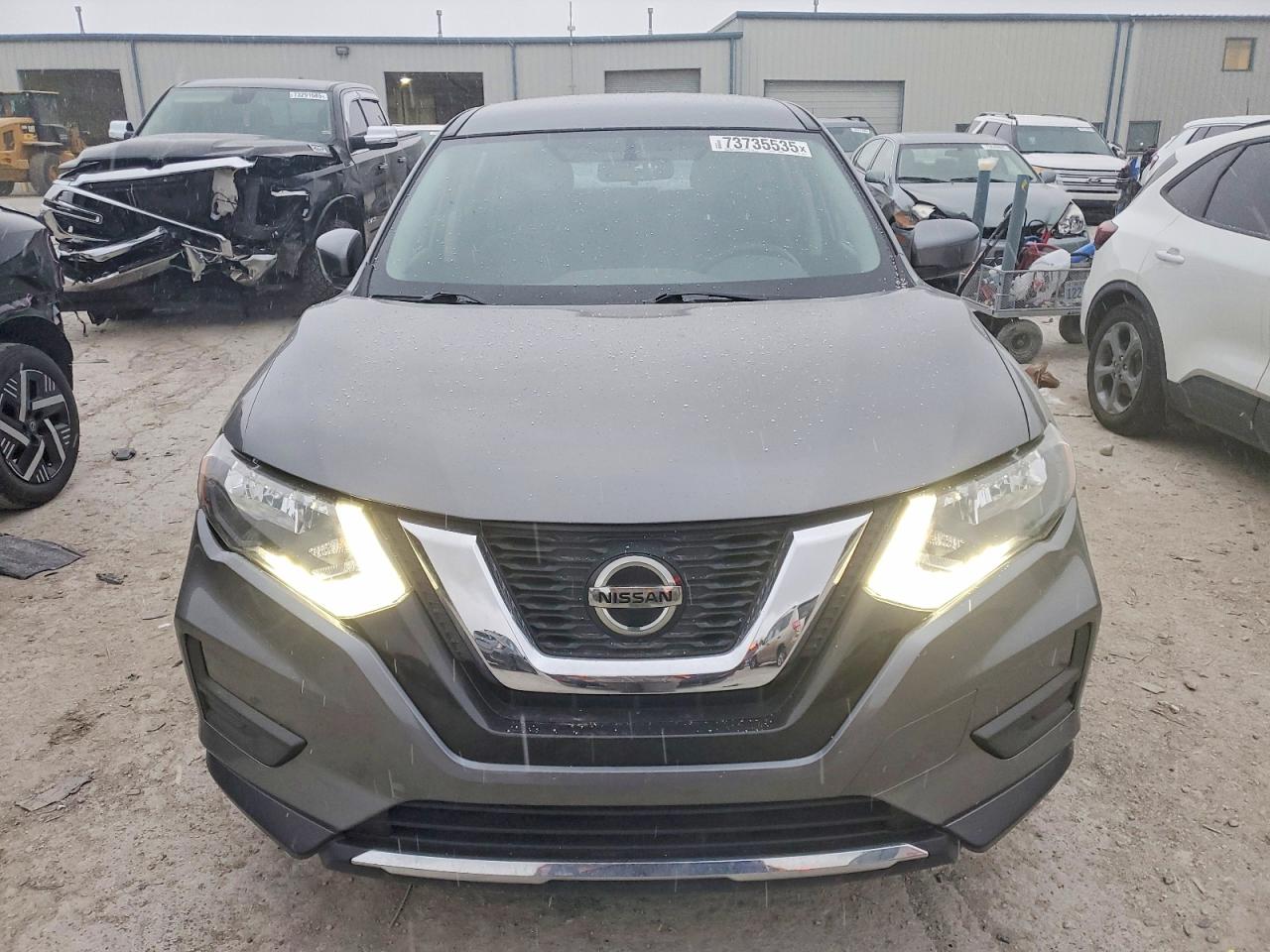Nissan Rogue S