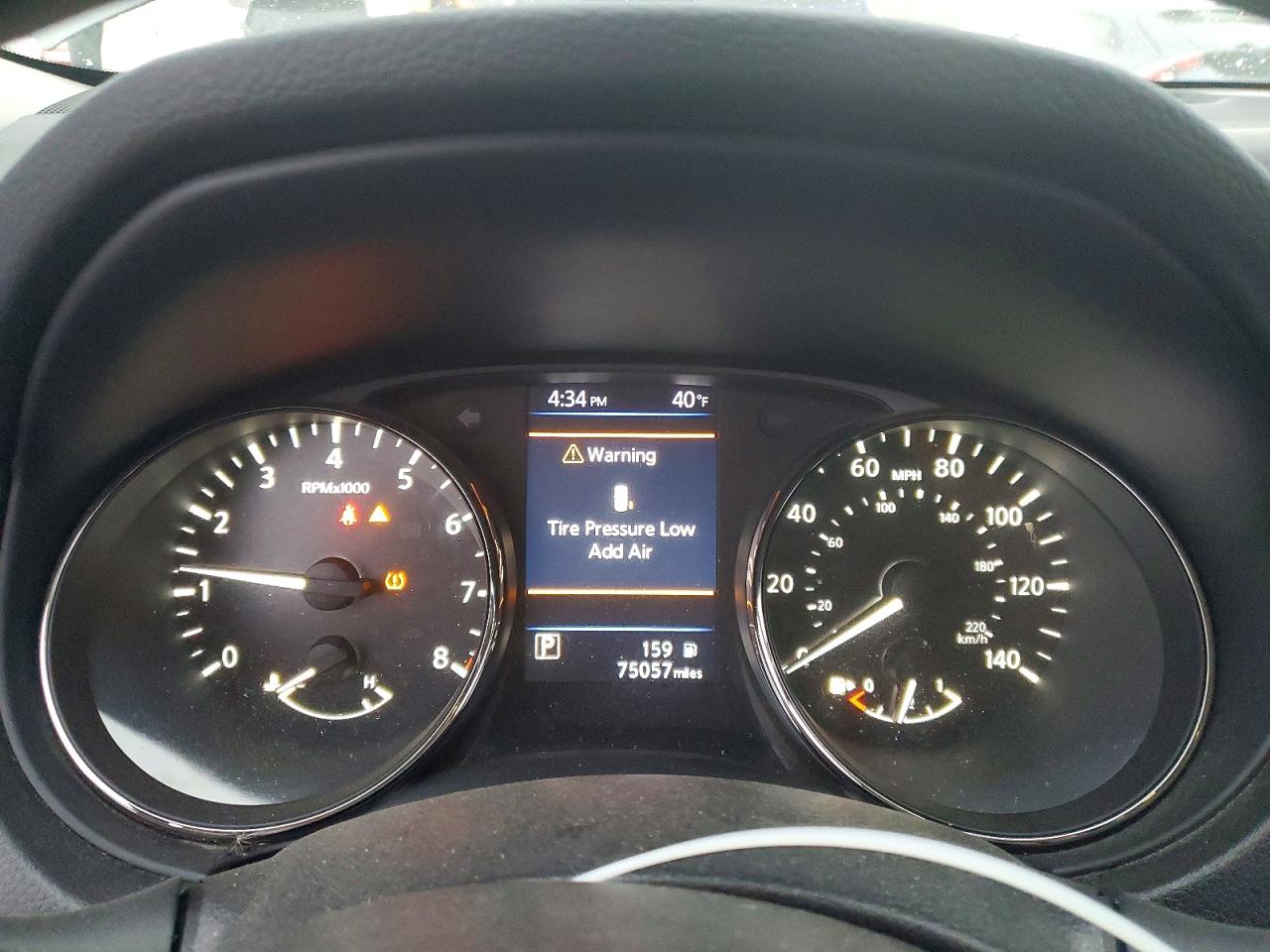 Nissan Rogue S