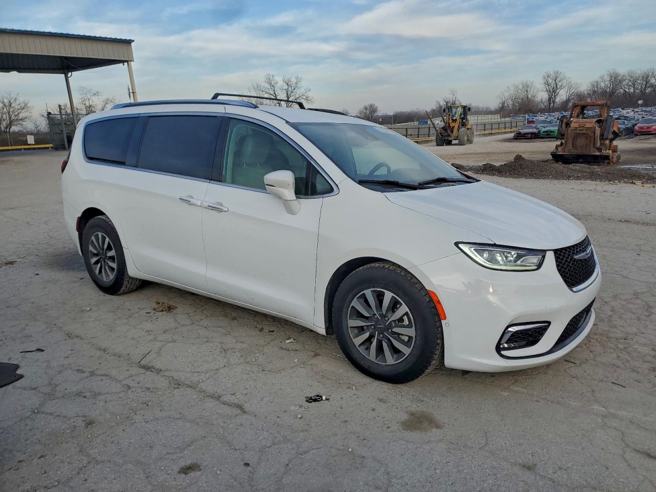 Chrysler Pacifica Hybrid Touring L
