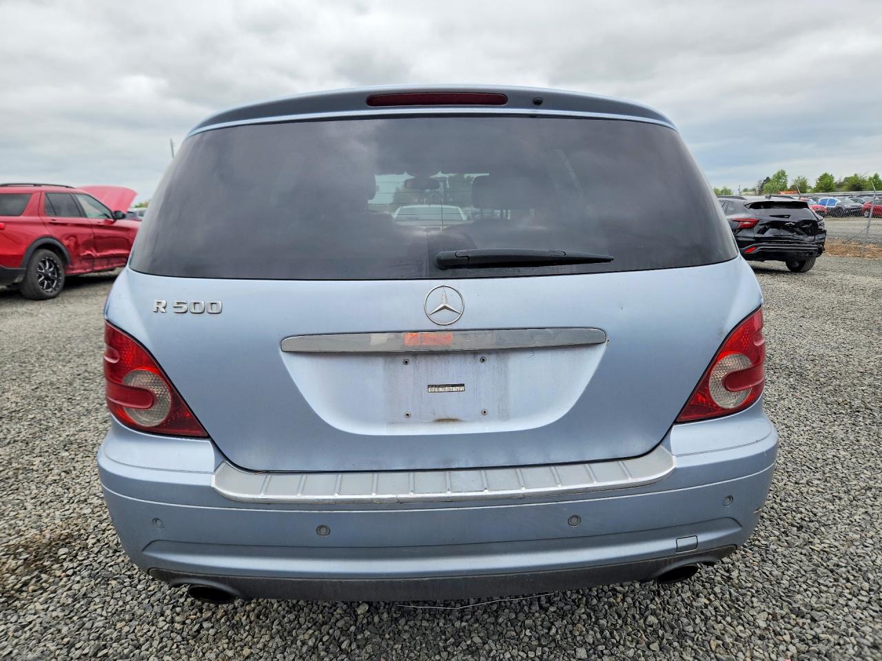 Mercedes-Benz R-Class 500