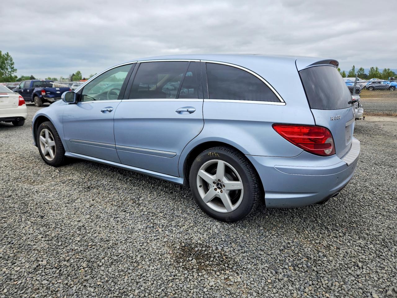 Mercedes-Benz R-Class 500