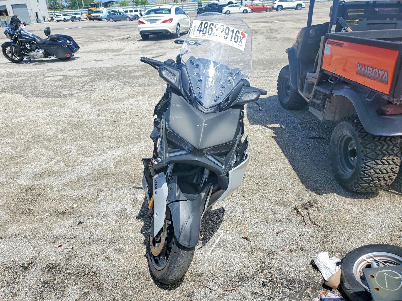 Yamaha Czd300 A