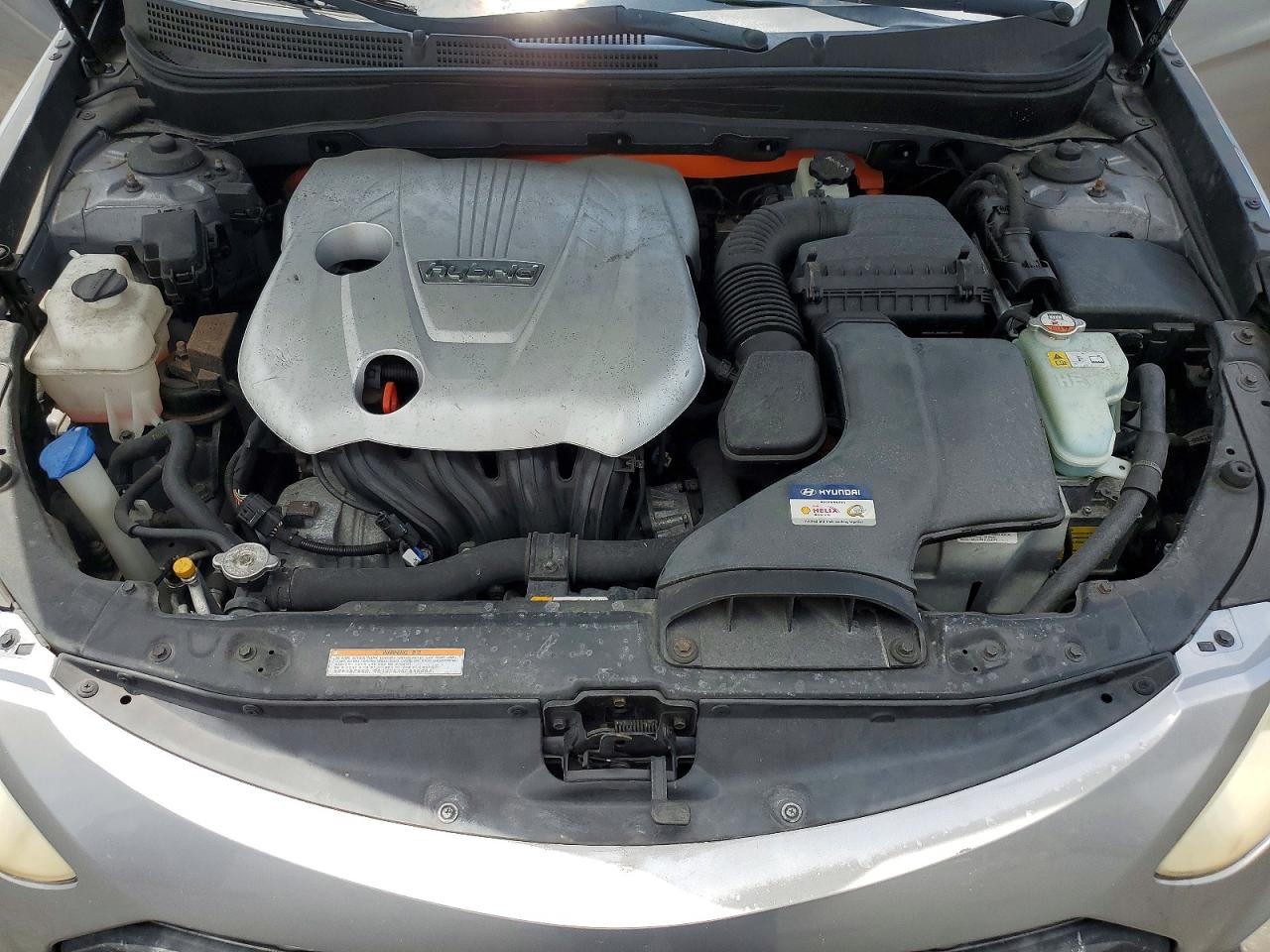 Hyundai SONATA Hybrid
