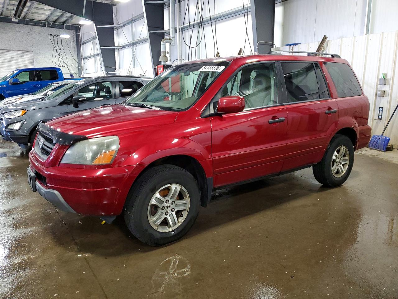 Salvage Honda Pilot Image