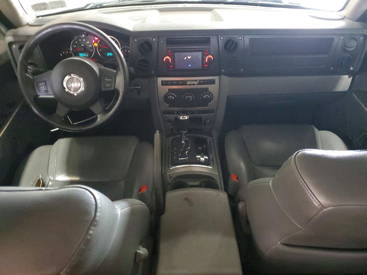 Jeep Commander