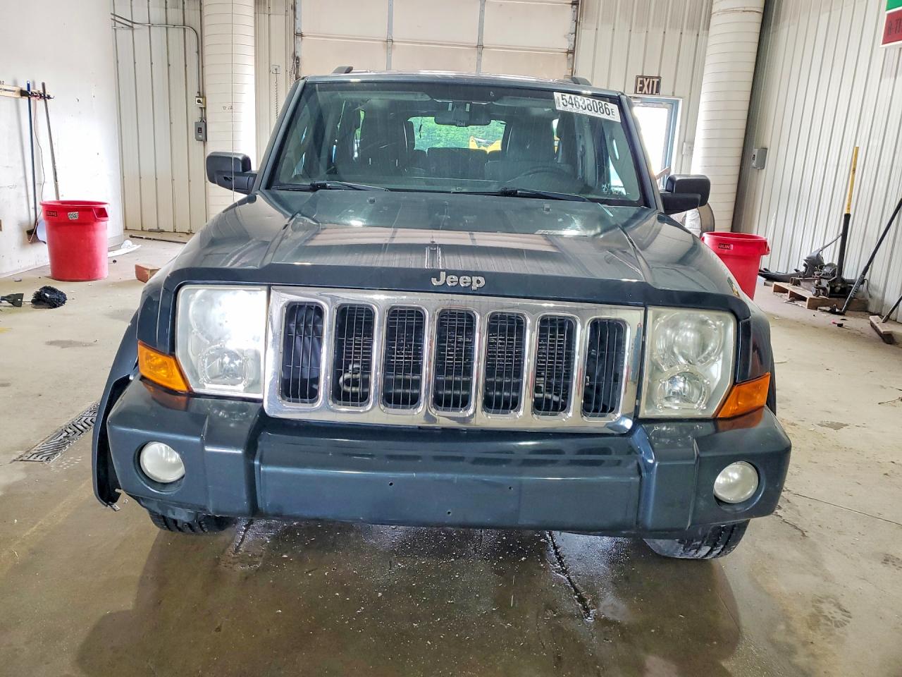 Jeep Commander
