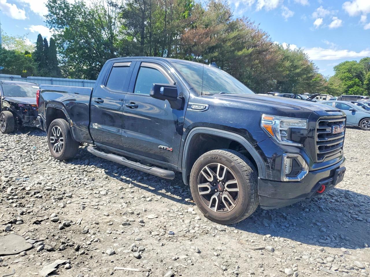 GMC Sierra K1500 At4