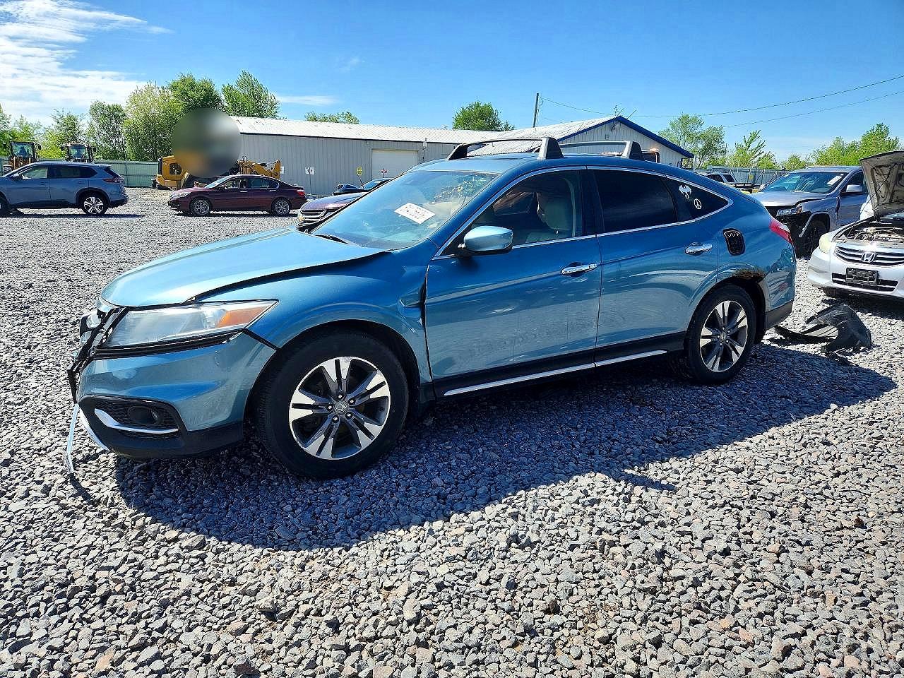 Salvage Honda Crosstour Image