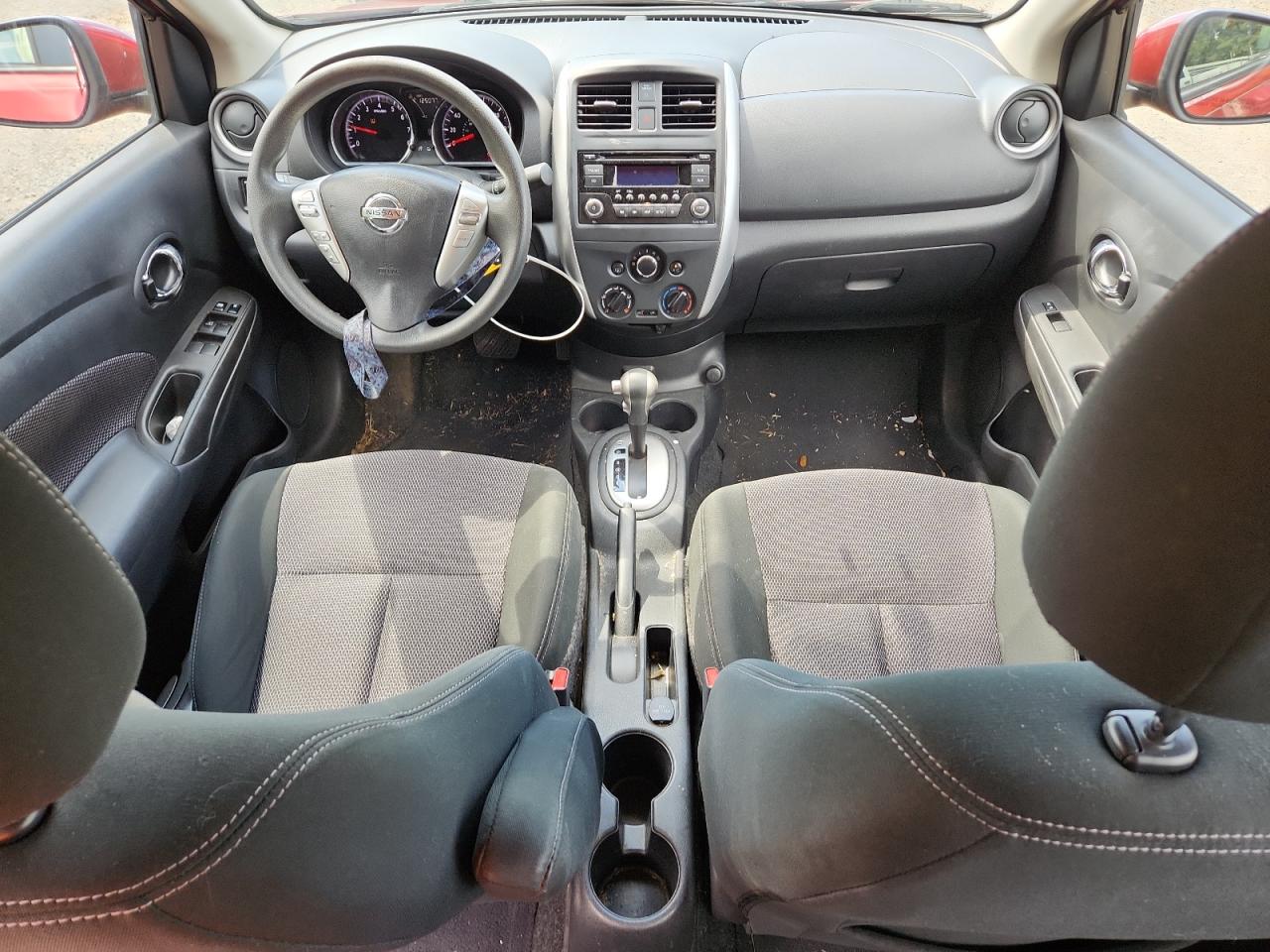 Nissan Versa S