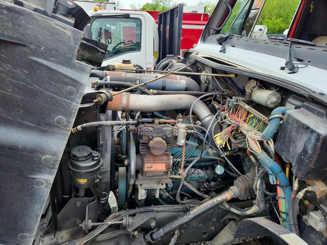 International 4900