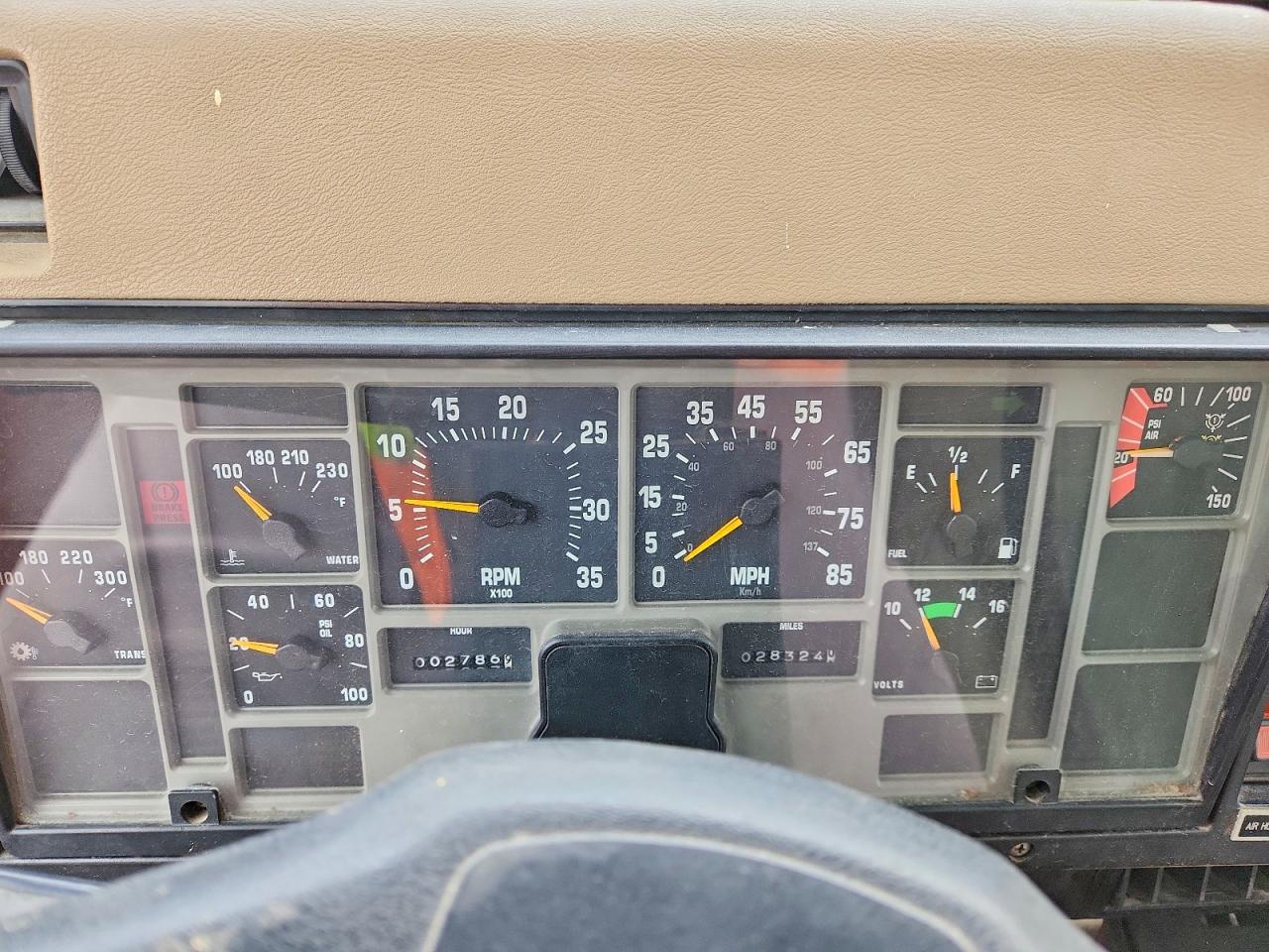 International 4900