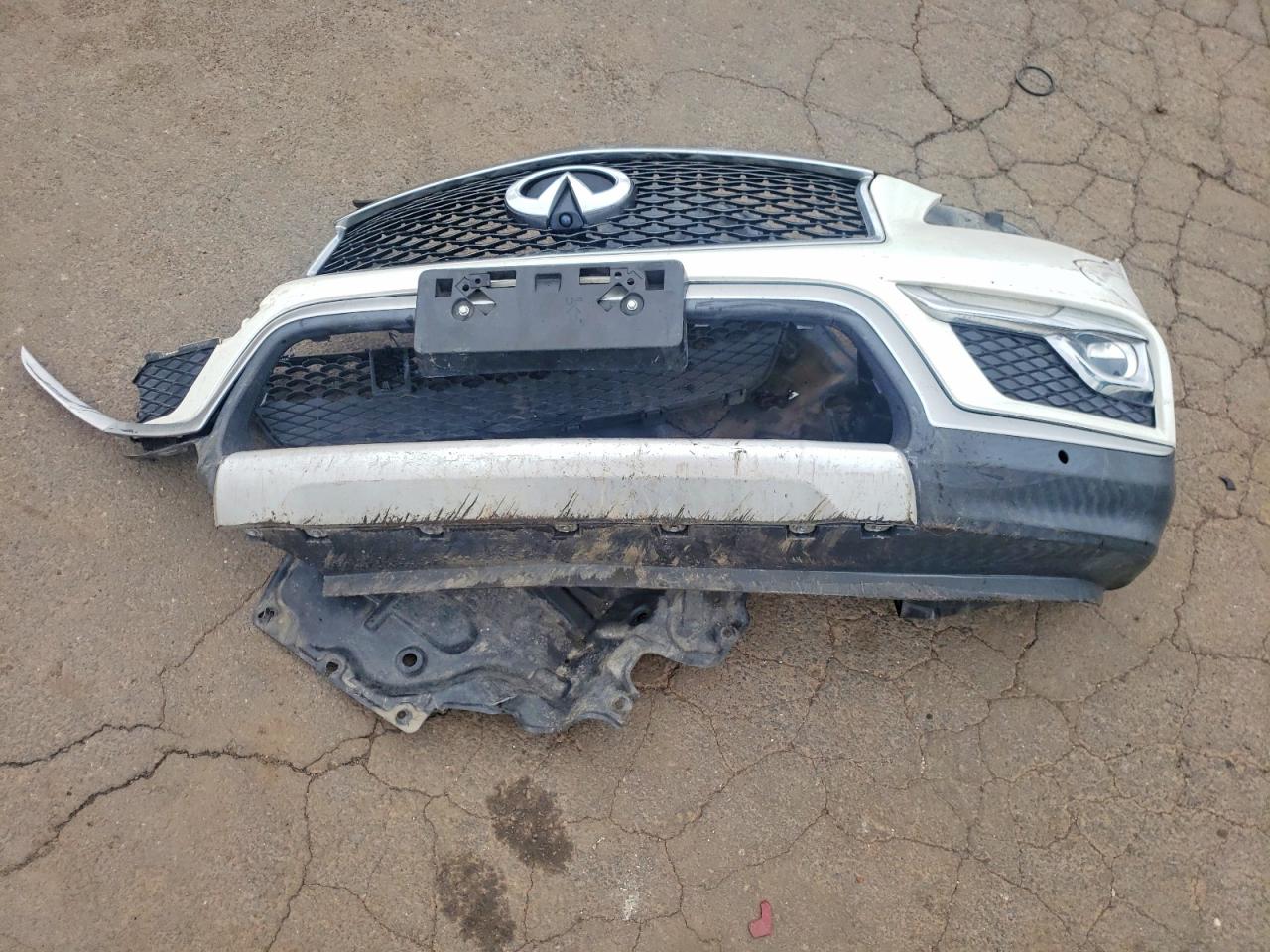 INFINITI Qx Base