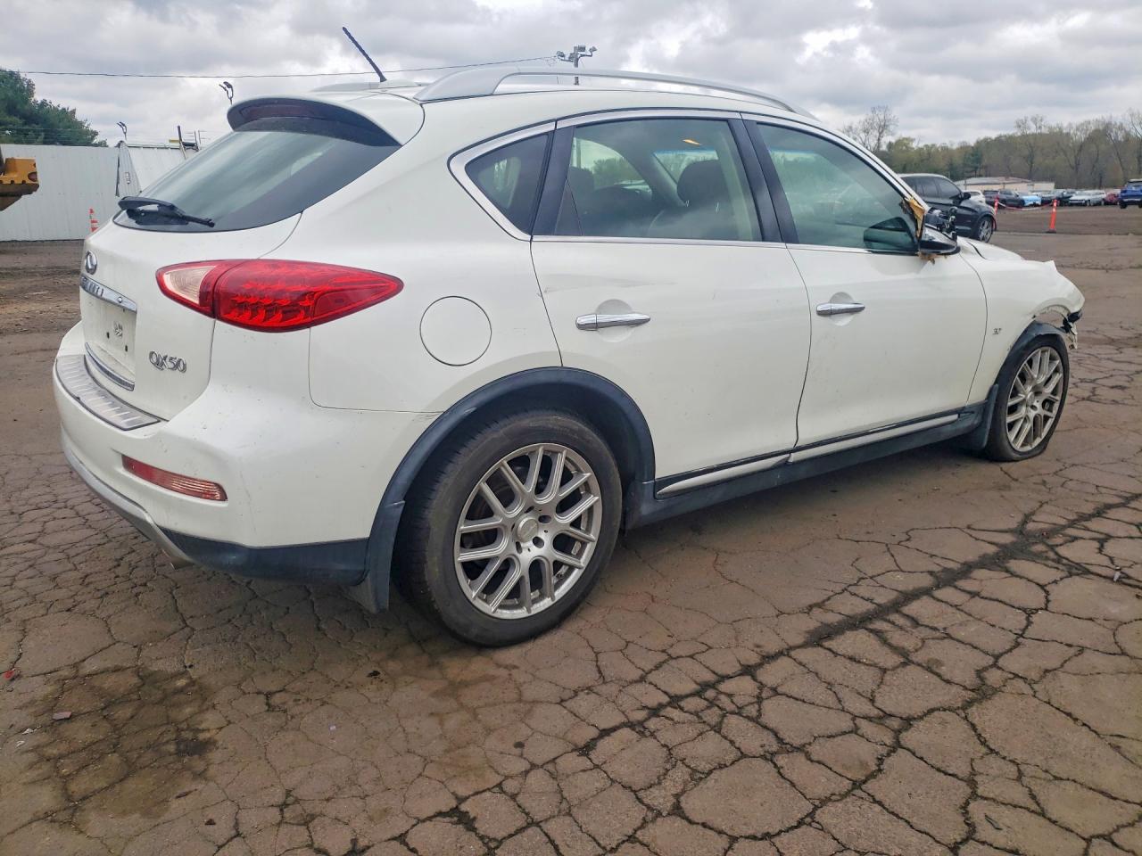 INFINITI Qx Base