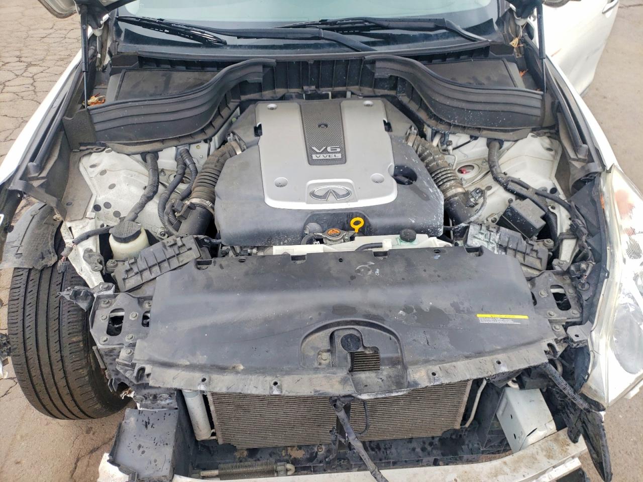 INFINITI Qx Base