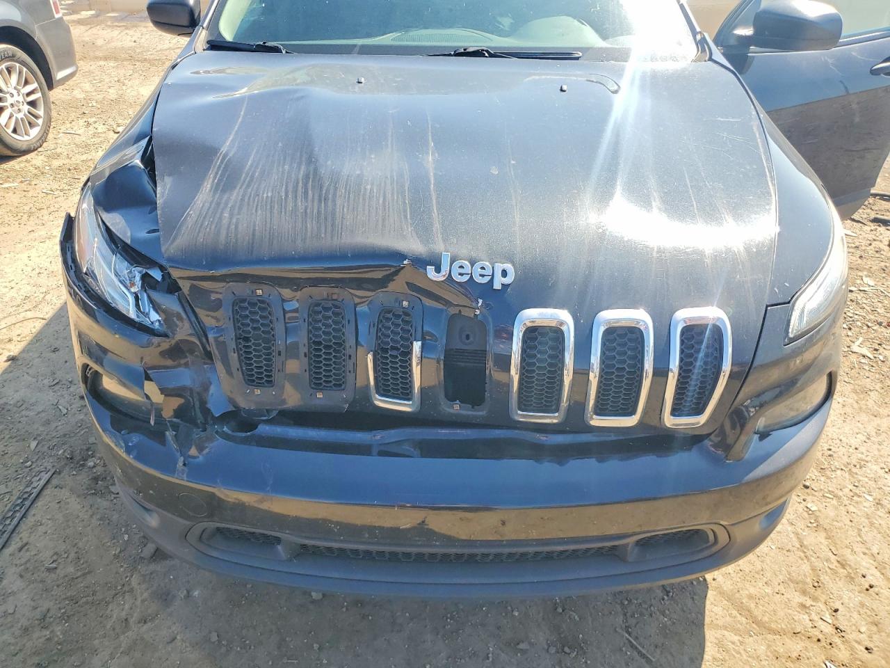 Jeep Cherokee Sport