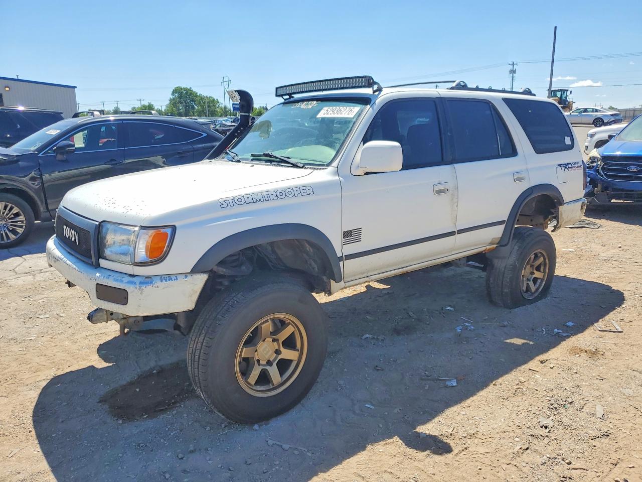 Salvage Toyota 4Runner Image